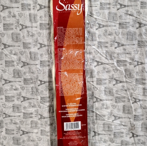 The Sassy Collection - 100% Kanekalon Jumbo Braid - 613 Blonde - 24" Extension - Picture 3 of 4